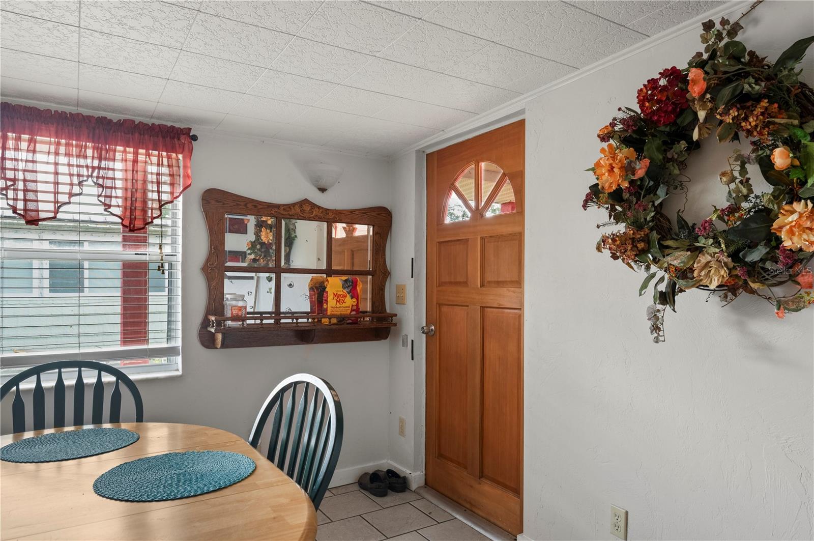 Listing photo id 9 for 29506 Shell Creek Court