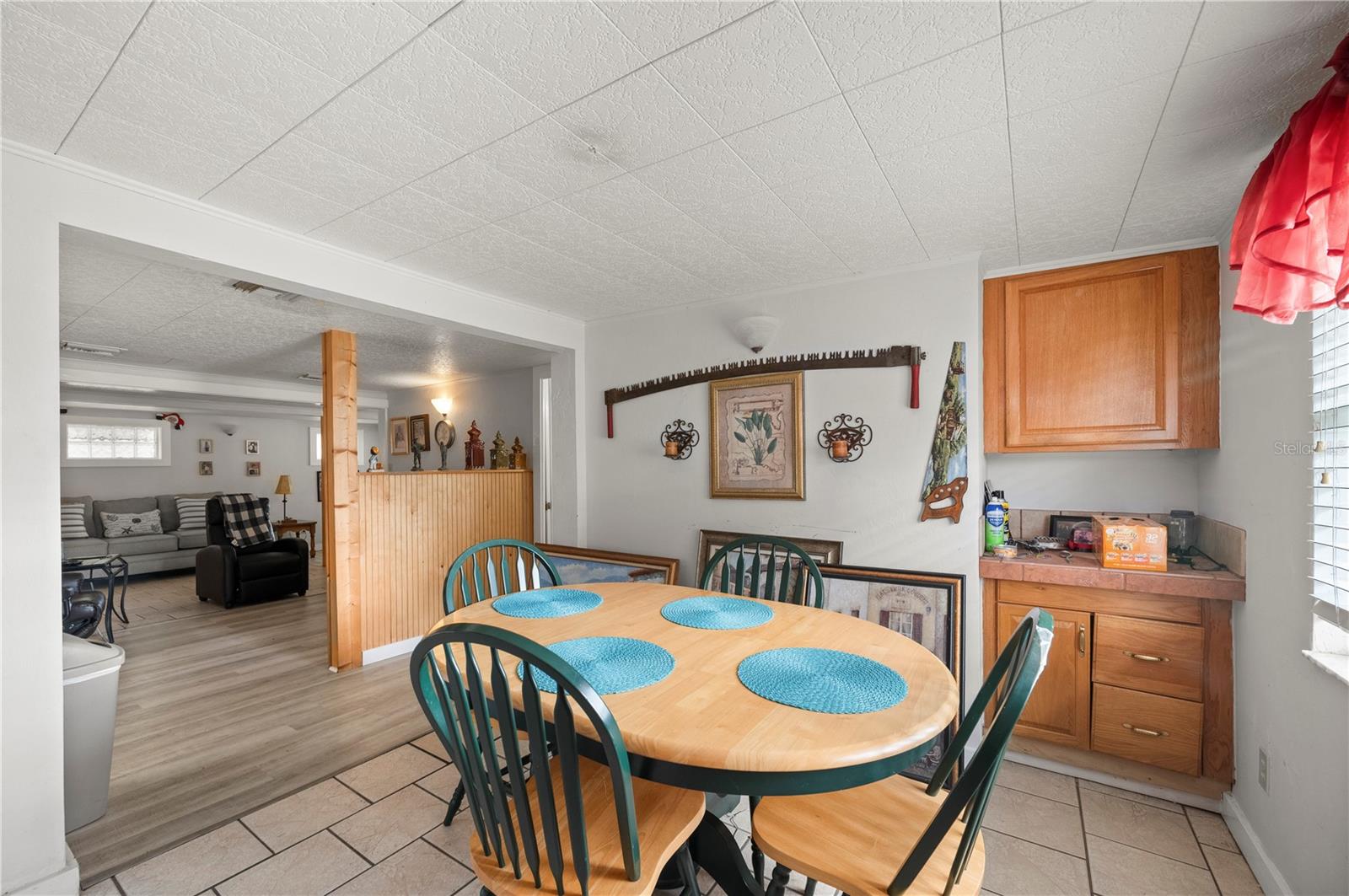 Listing photo id 11 for 29506 Shell Creek Court