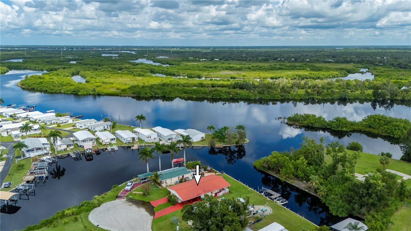 Listing photo id 40 for 29506 Shell Creek Court