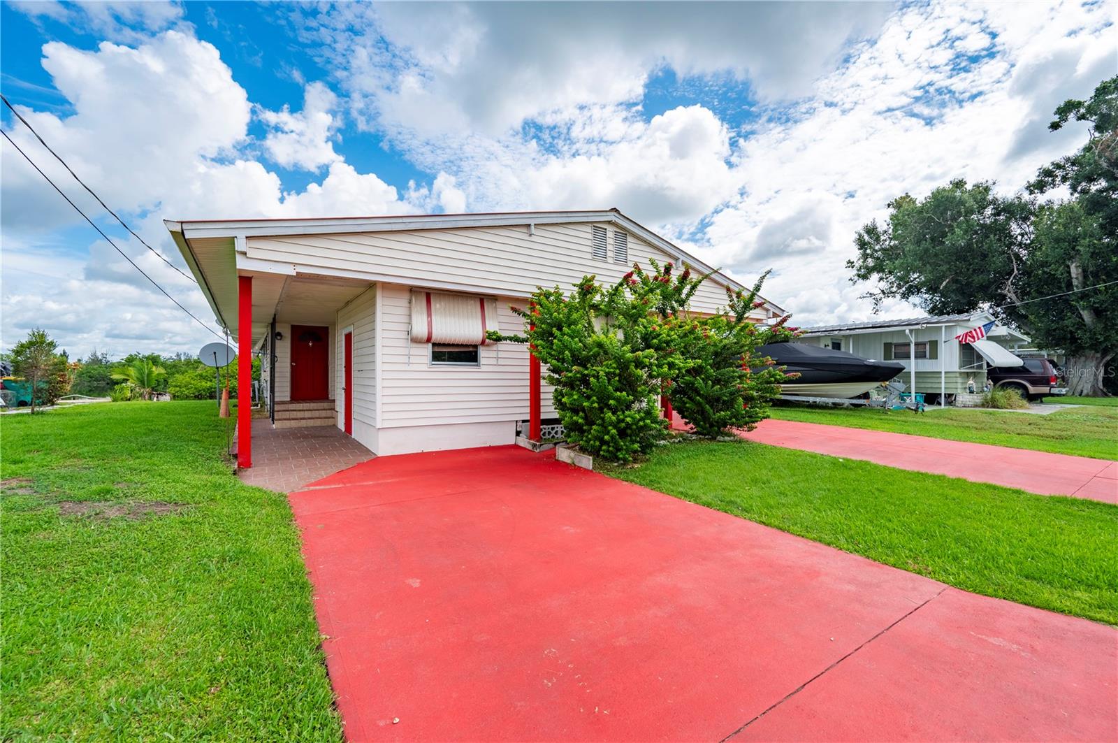 Listing photo id 4 for 29506 Shell Creek Court