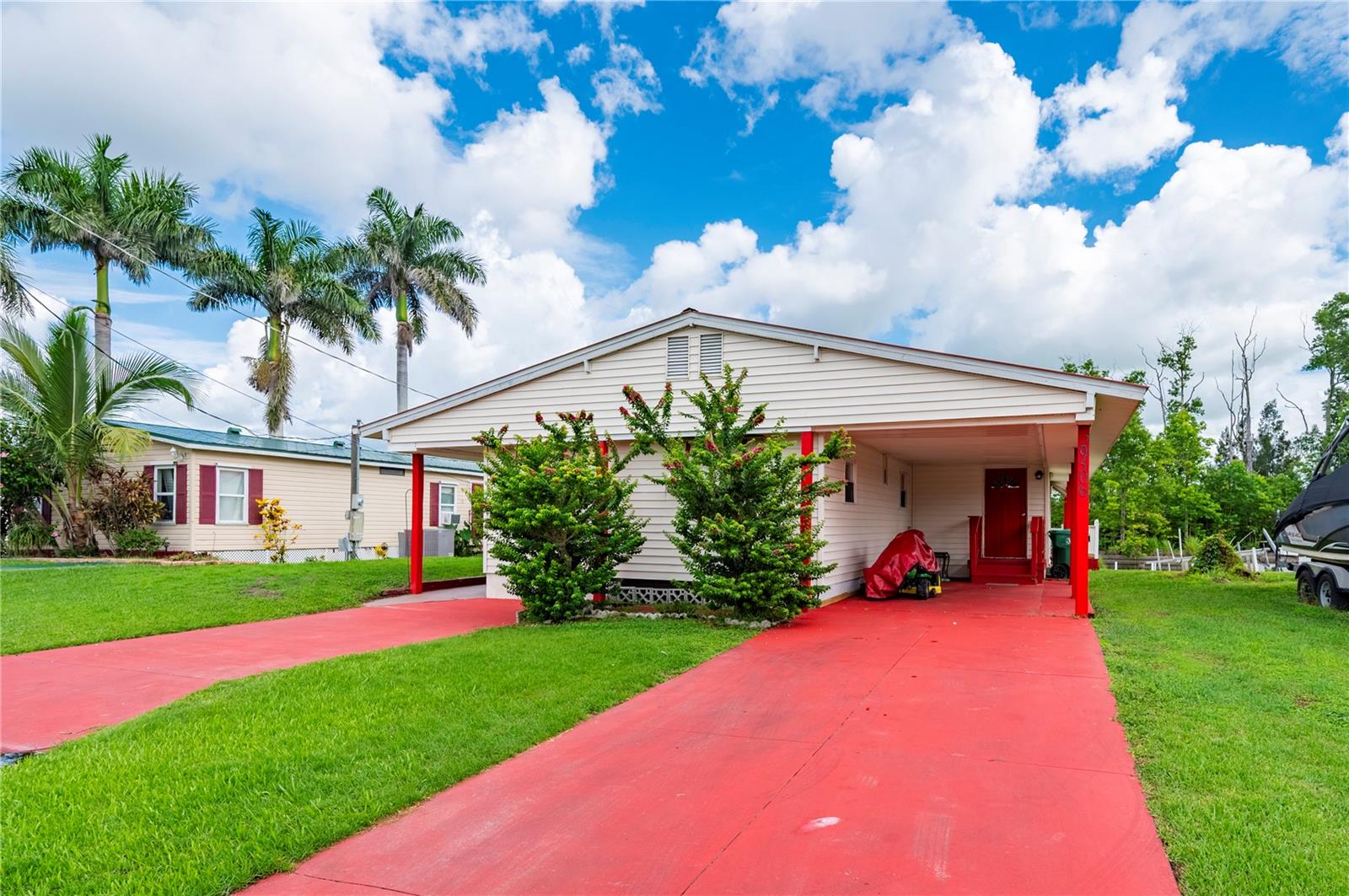 Listing photo id 6 for 29506 Shell Creek Court