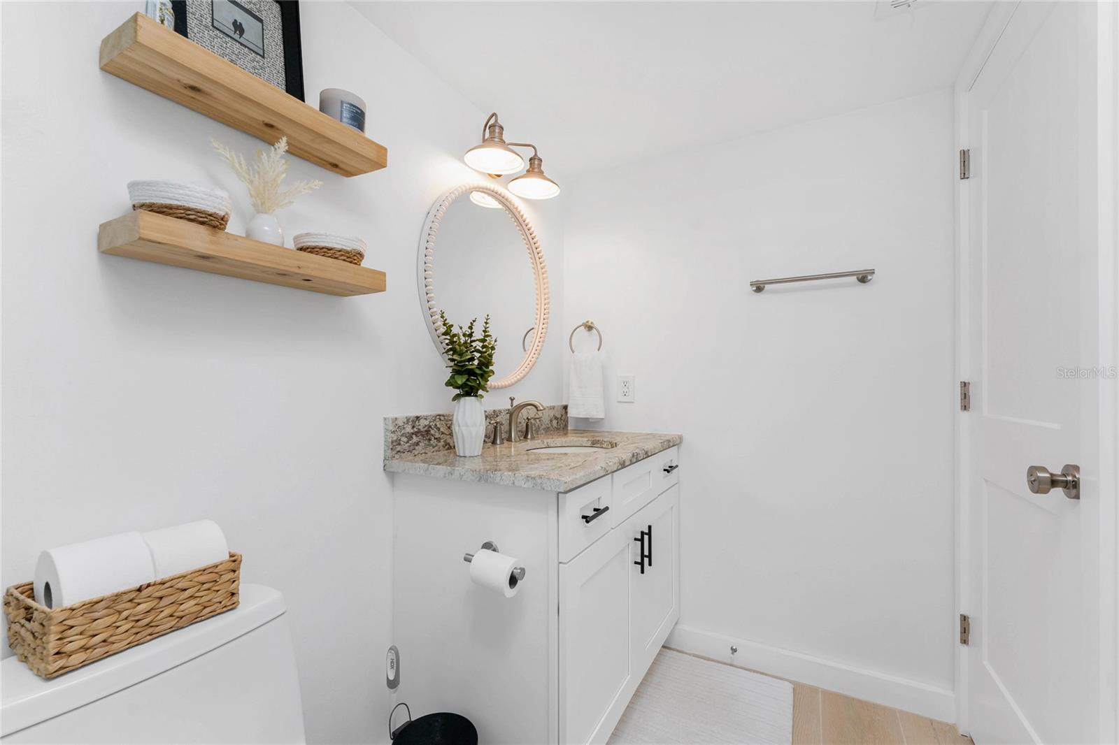 Image 19 of 39 For 3160 Matecumbe Key Road 214