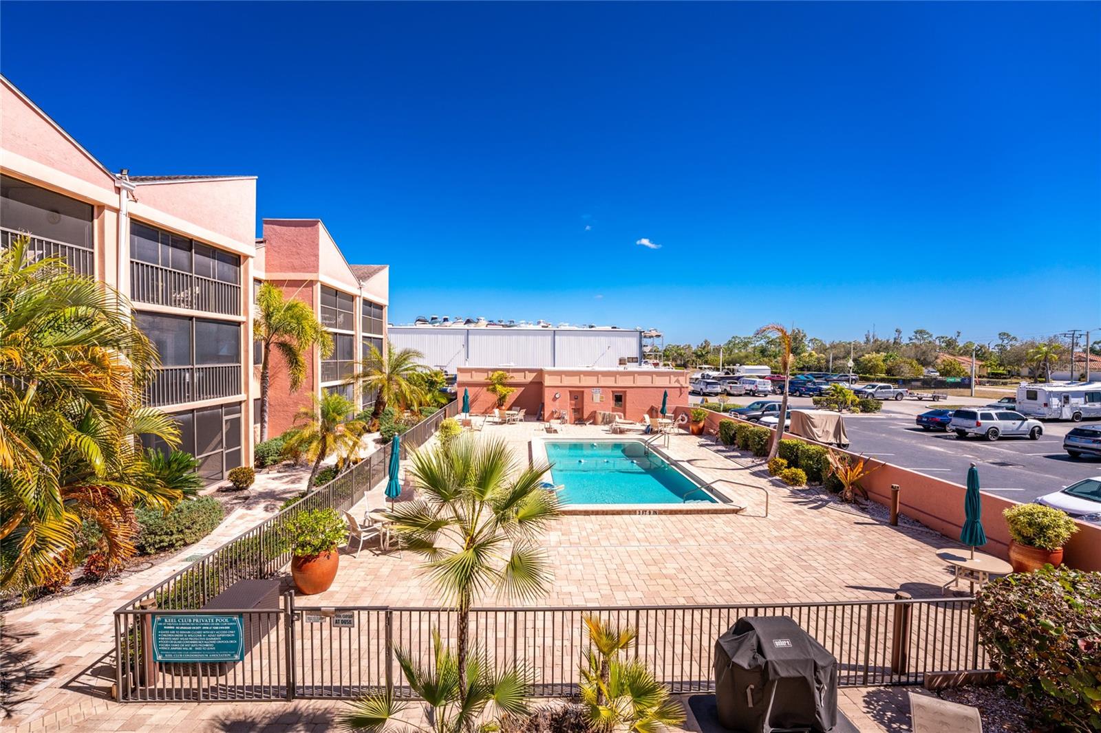 Image 28 of 39 For 3160 Matecumbe Key Road 214