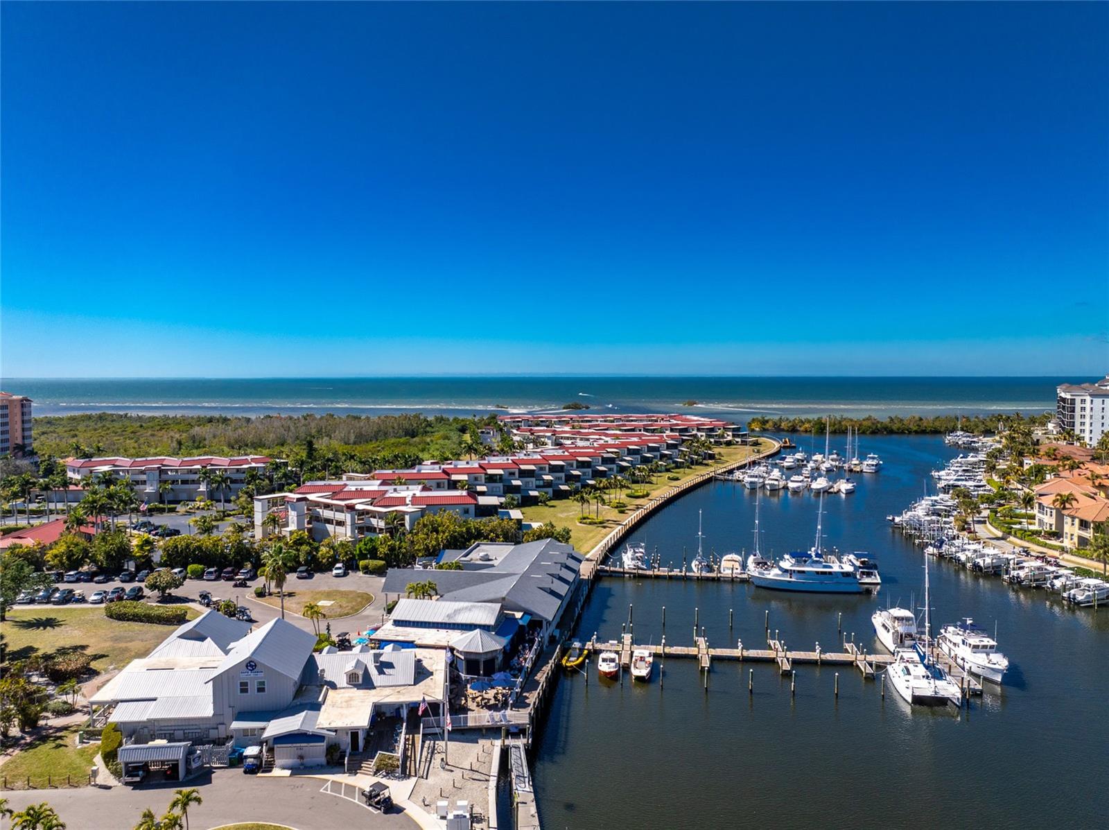 Image 37 of 39 For 3160 Matecumbe Key Road 214