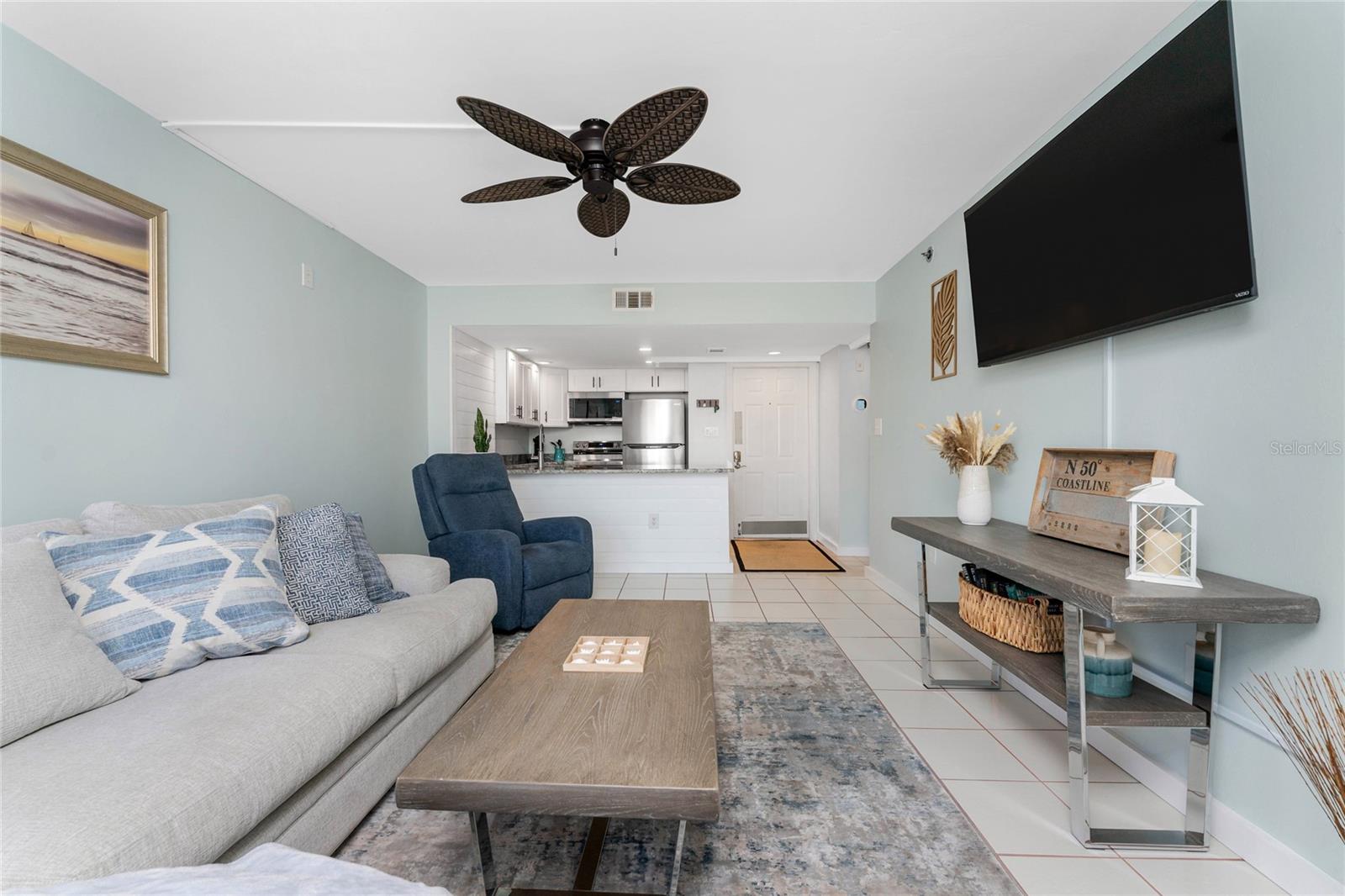 Image 6 of 39 For 3160 Matecumbe Key Road 214