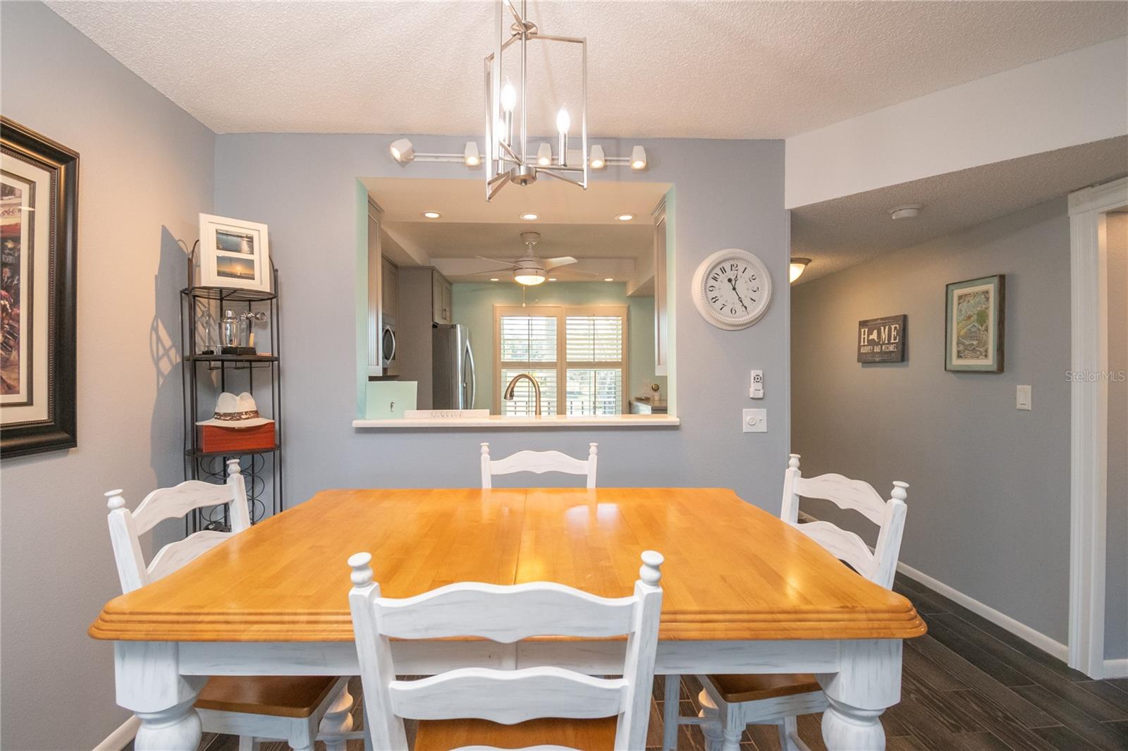 Image 4 of 21 For 1430 Heather Ridge Boulevard 202