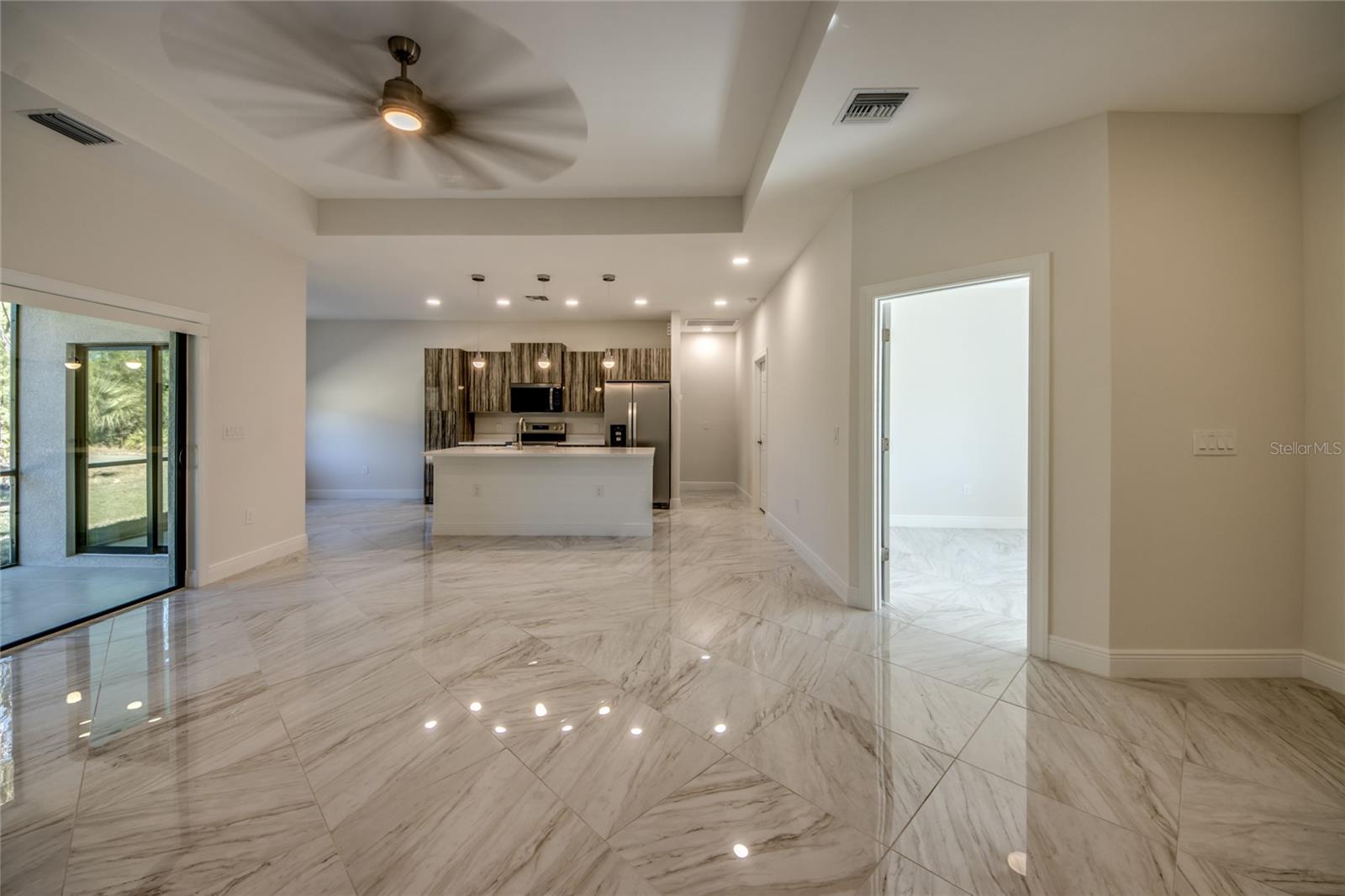 Image 14 of 55 For 2512 48th Street W