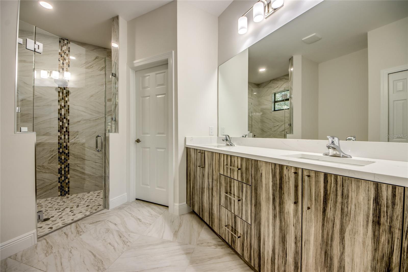 Image 37 of 55 For 2512 48th Street W