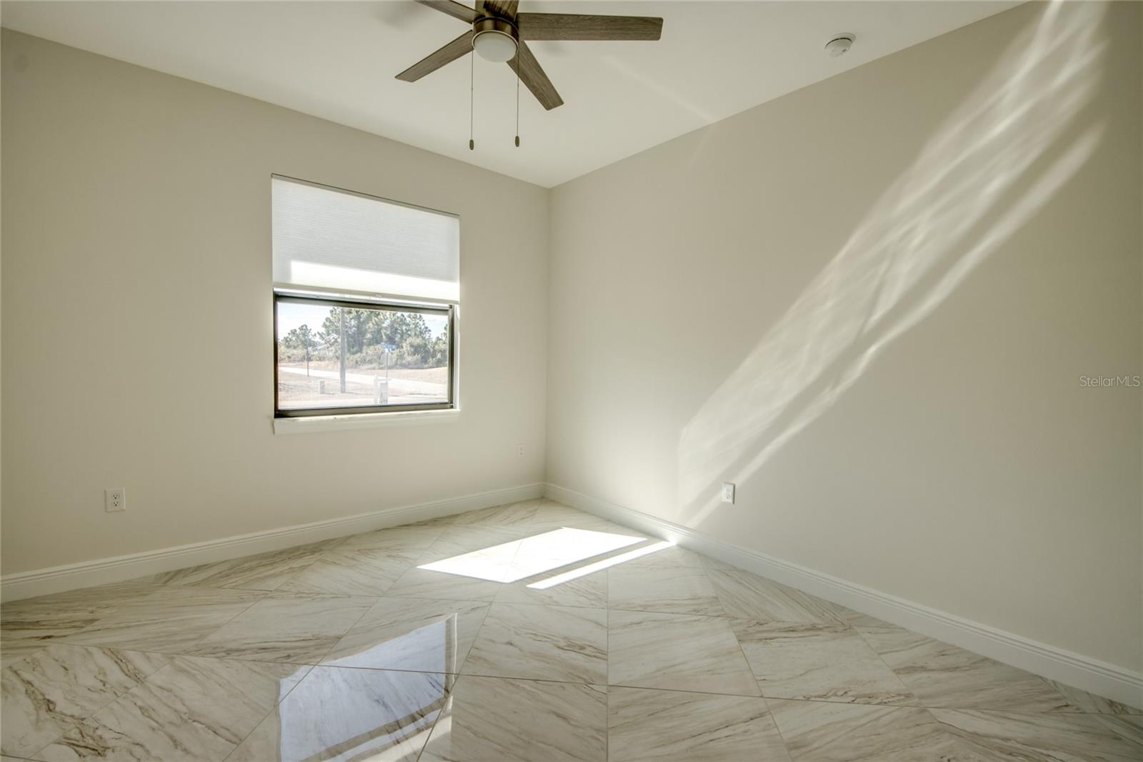 Image 43 of 55 For 2512 48th Street W