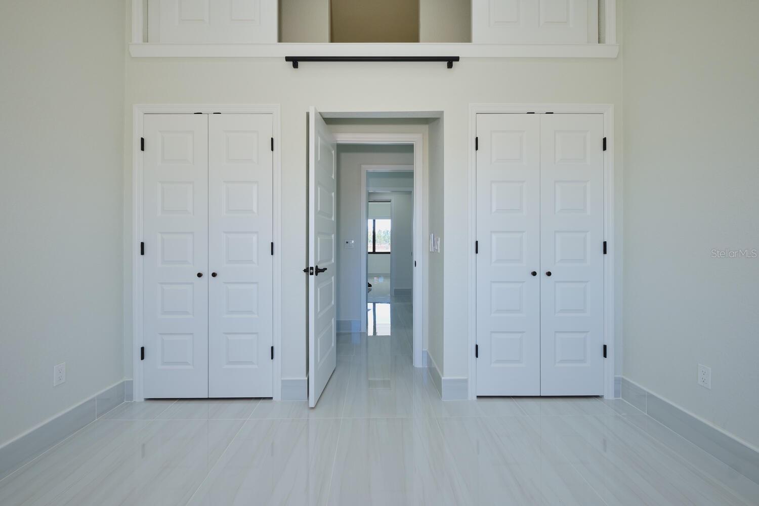 Image 20 of 61 For 30000 Bermont Road