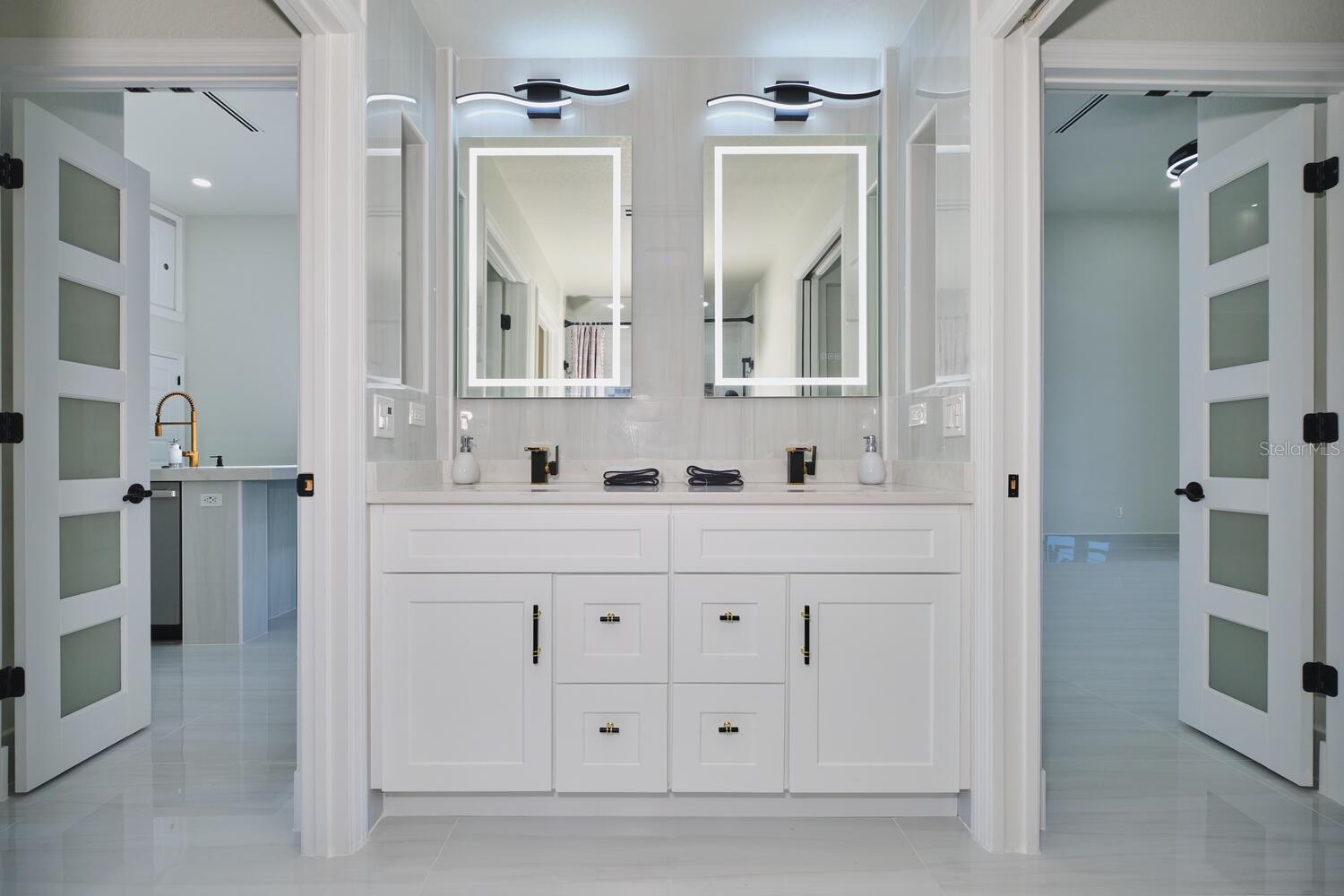 Image 28 of 61 For 30000 Bermont Road