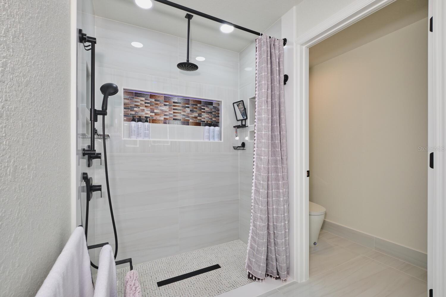 Image 32 of 61 For 30000 Bermont Road