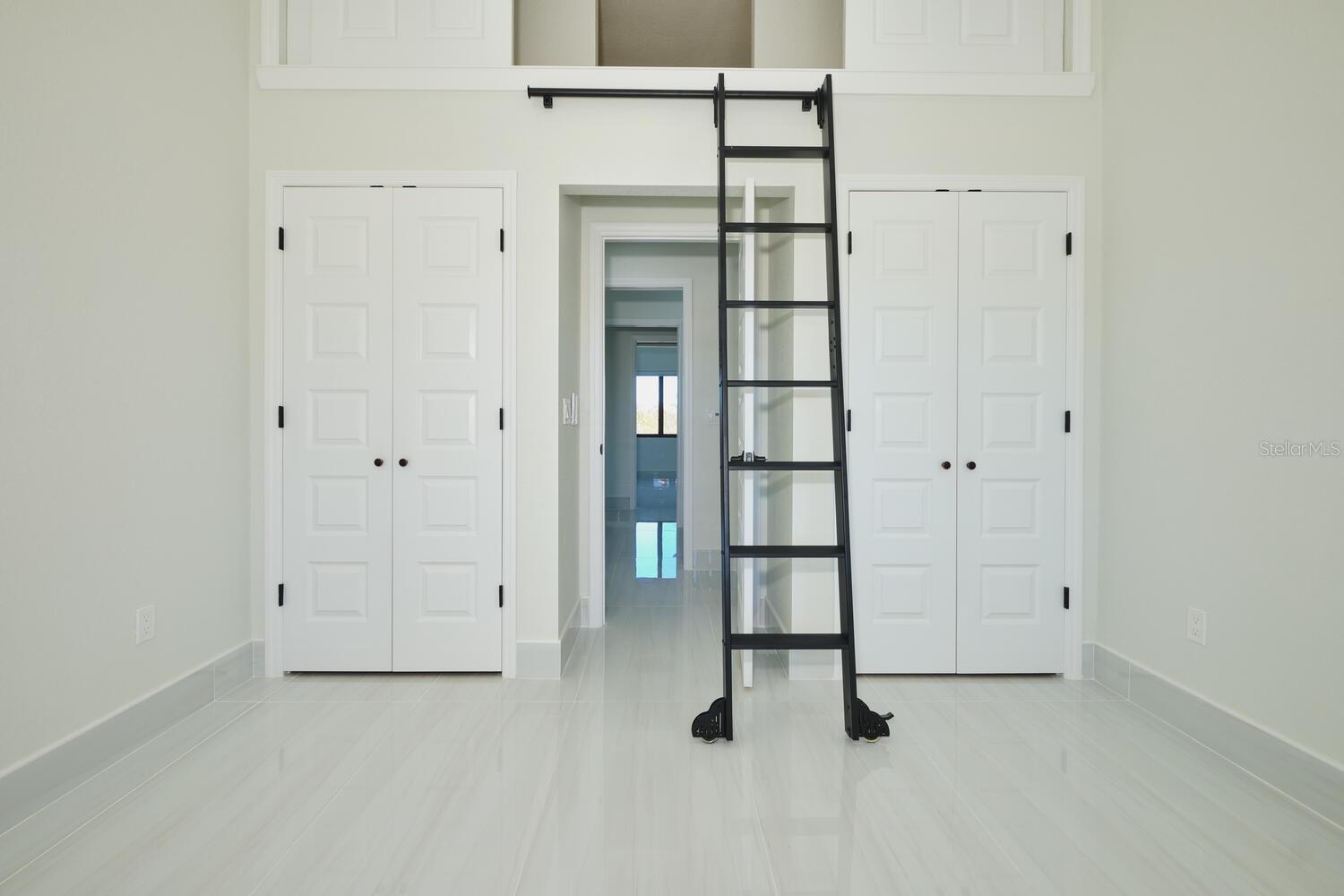 Image 37 of 61 For 30000 Bermont Road