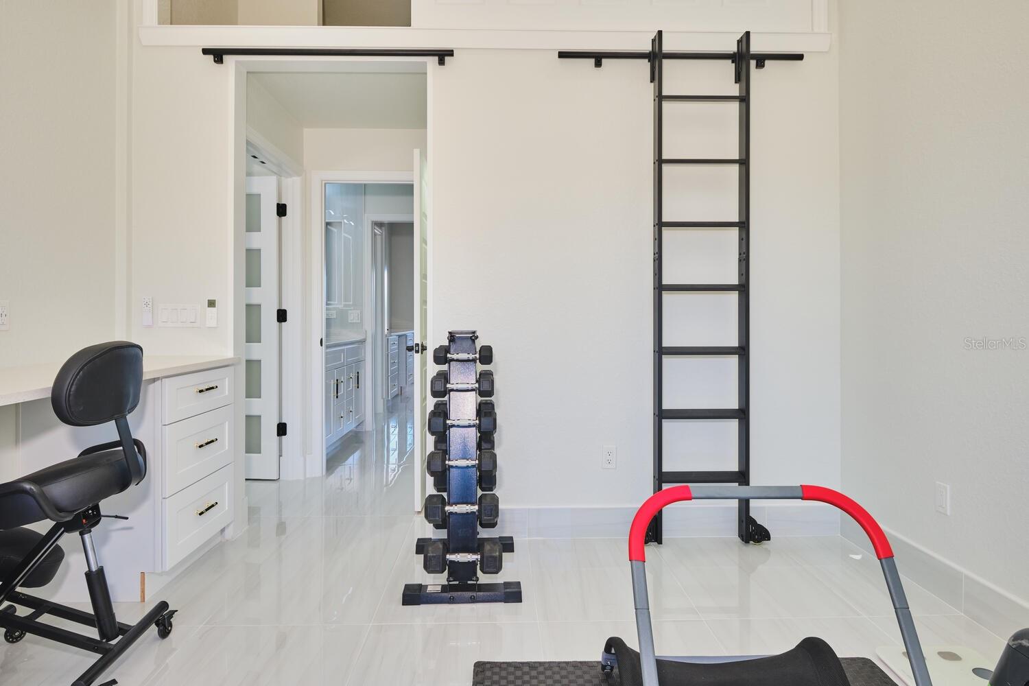 Image 45 of 61 For 30000 Bermont Road