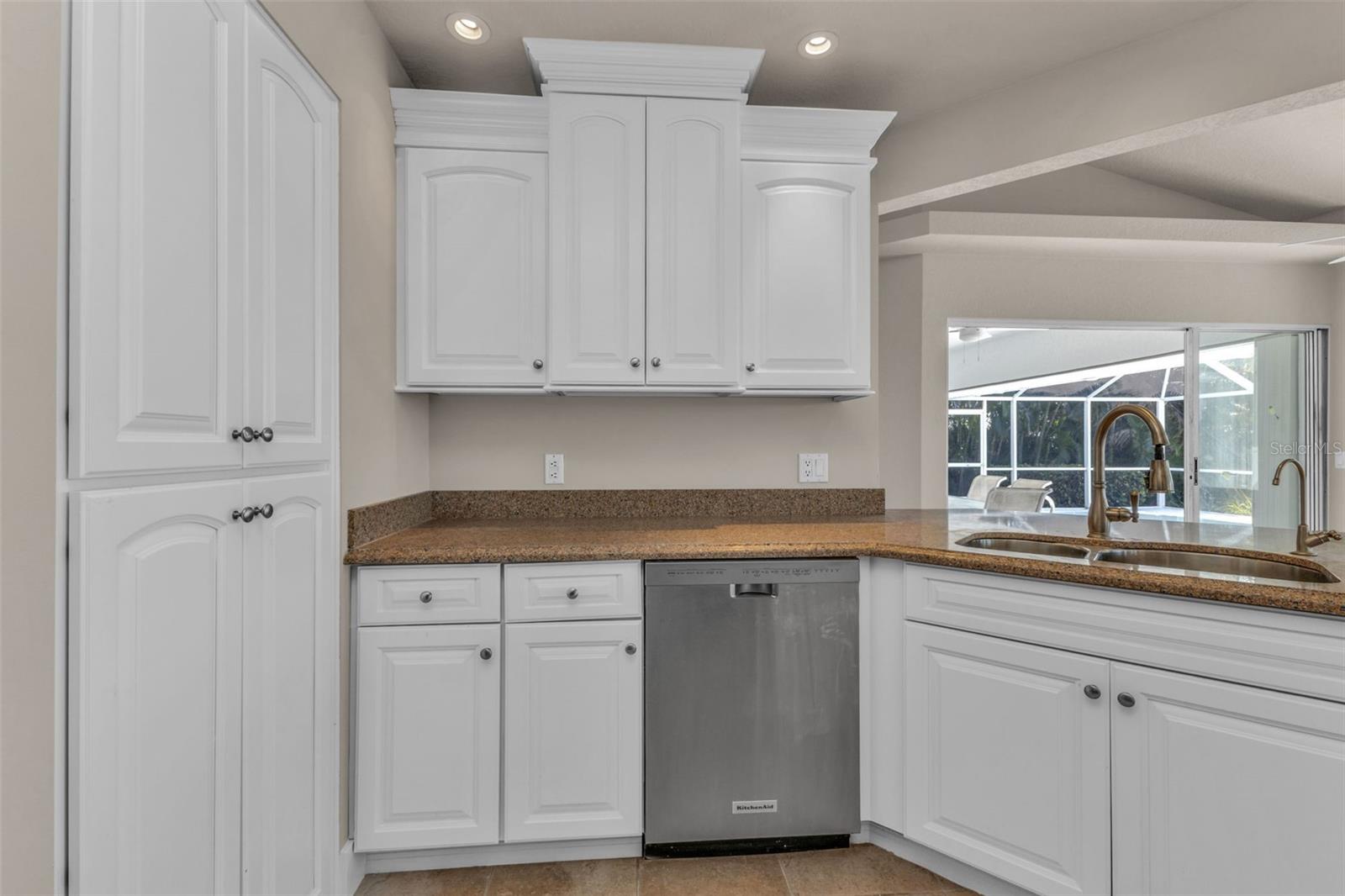 Image 16 of 73 For 155 Crescent Drive