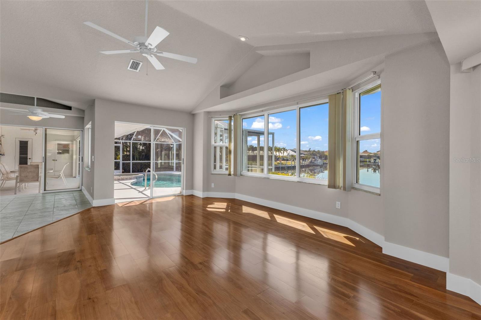 Image 19 of 73 For 155 Crescent Drive