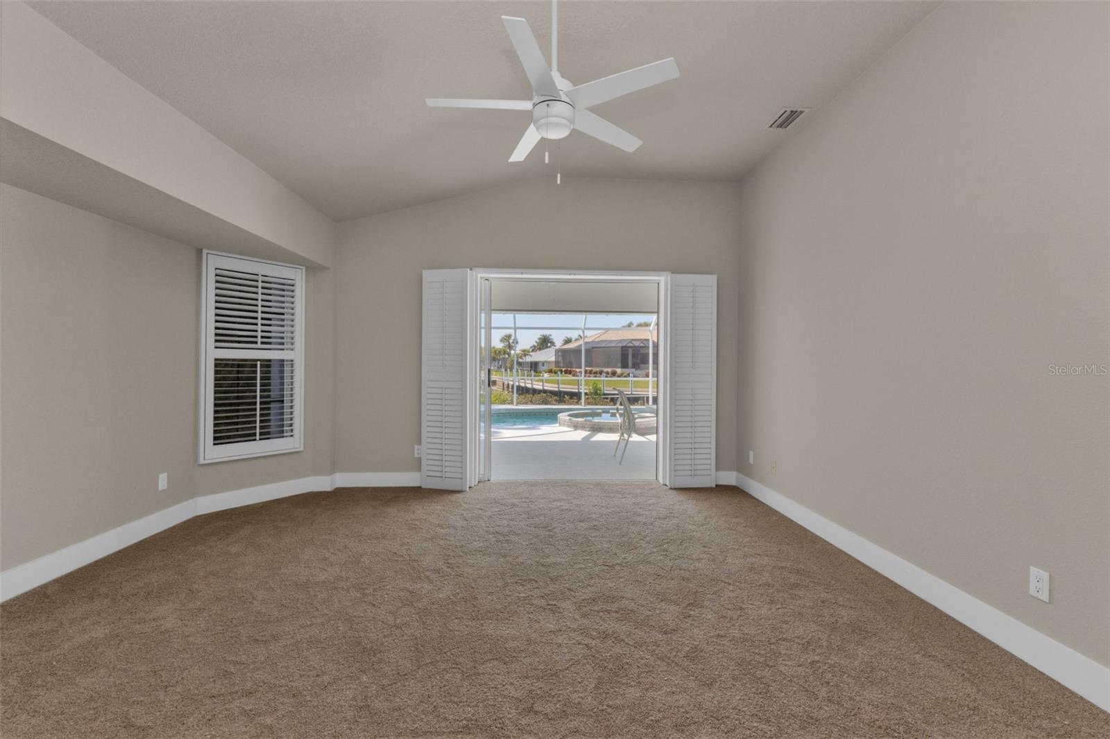 Image 25 of 73 For 155 Crescent Drive