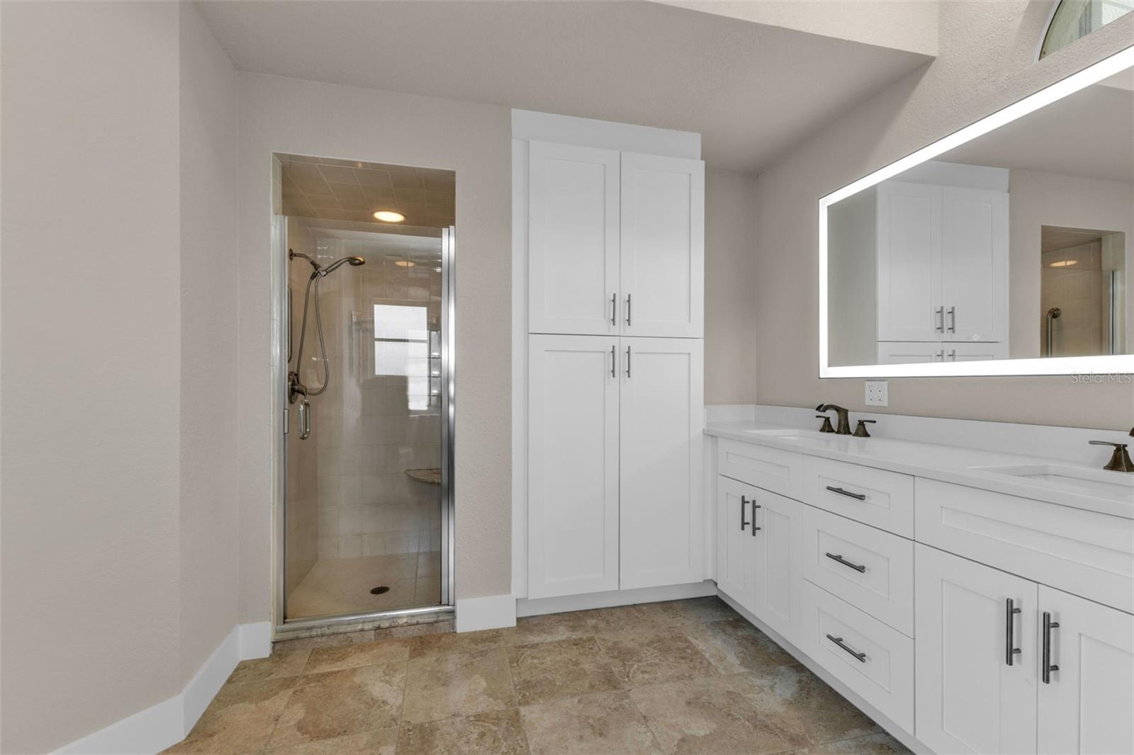 Image 28 of 73 For 155 Crescent Drive