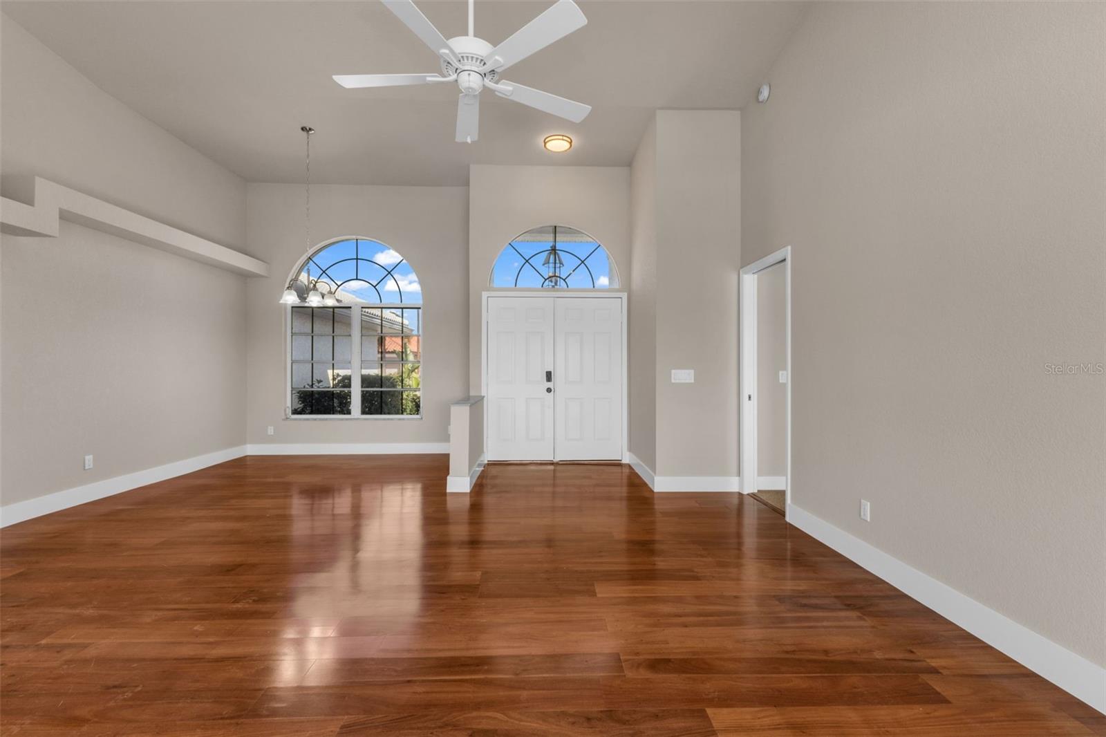 Image 5 of 73 For 155 Crescent Drive