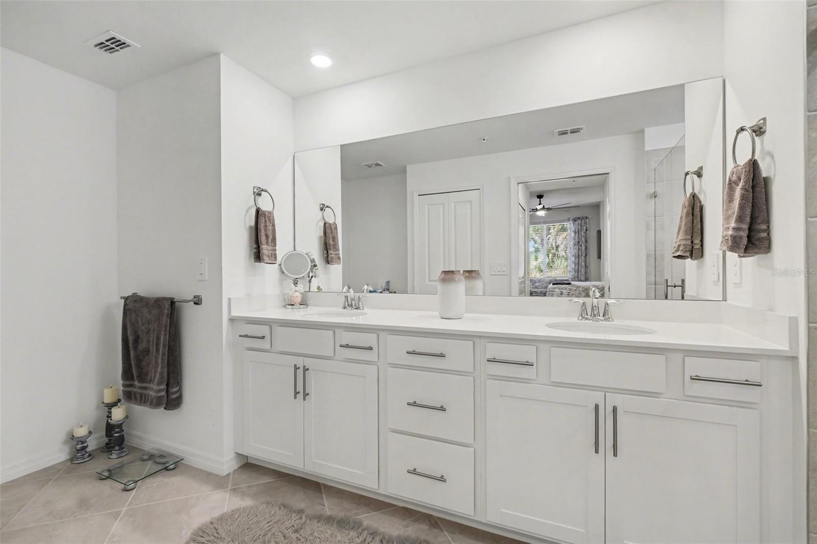 Image 15 of 84 For 43984 Boardwalk Loop 1711