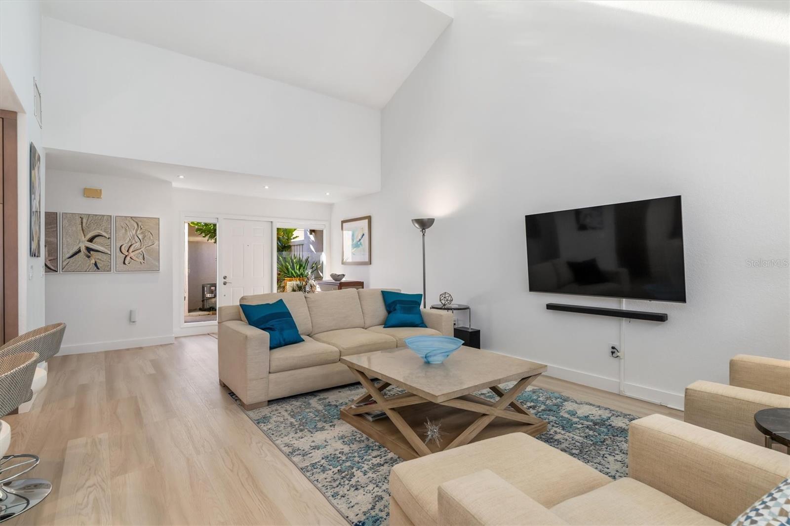 Image 8 of 63 For 5021 San Rocco Court