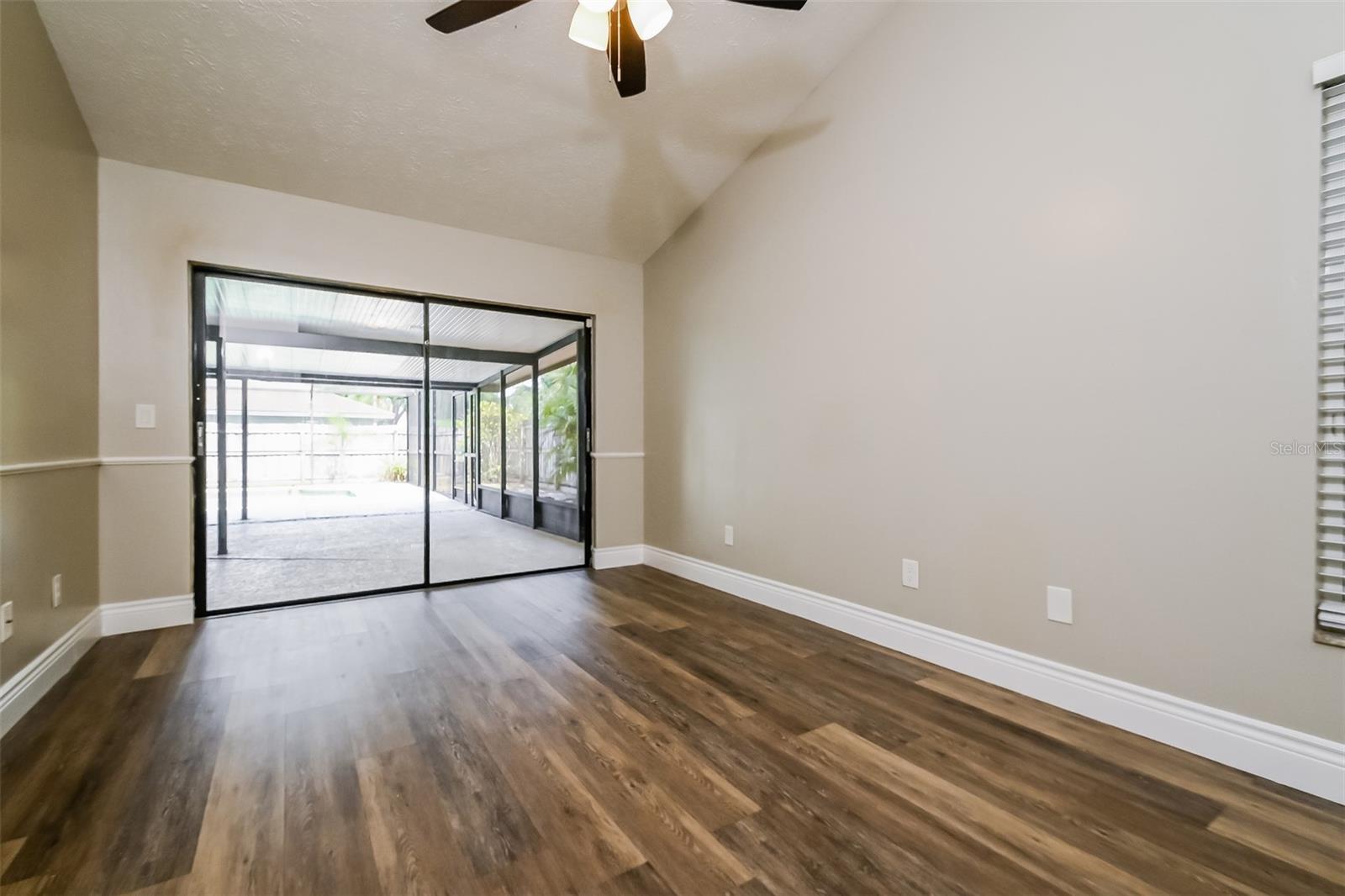 Image 9 of 15 For 1601 Loghill Place