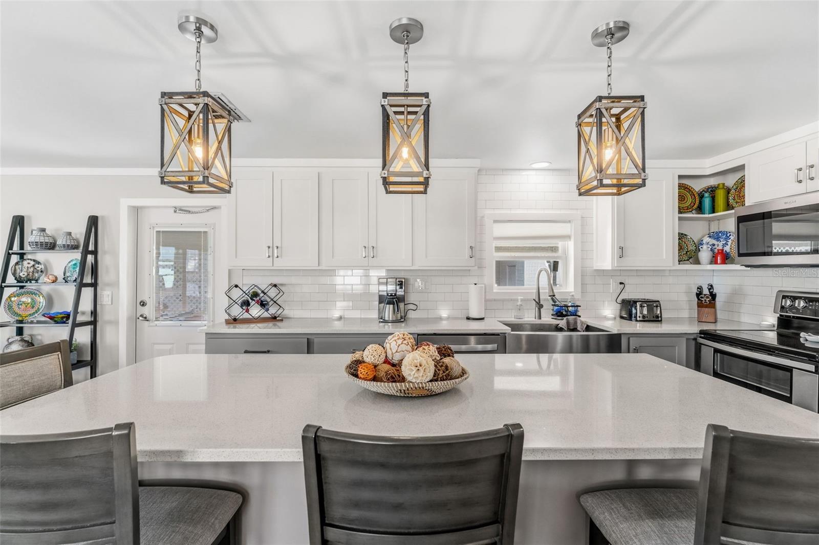 Image 18 of 86 For 107 Tortola Way