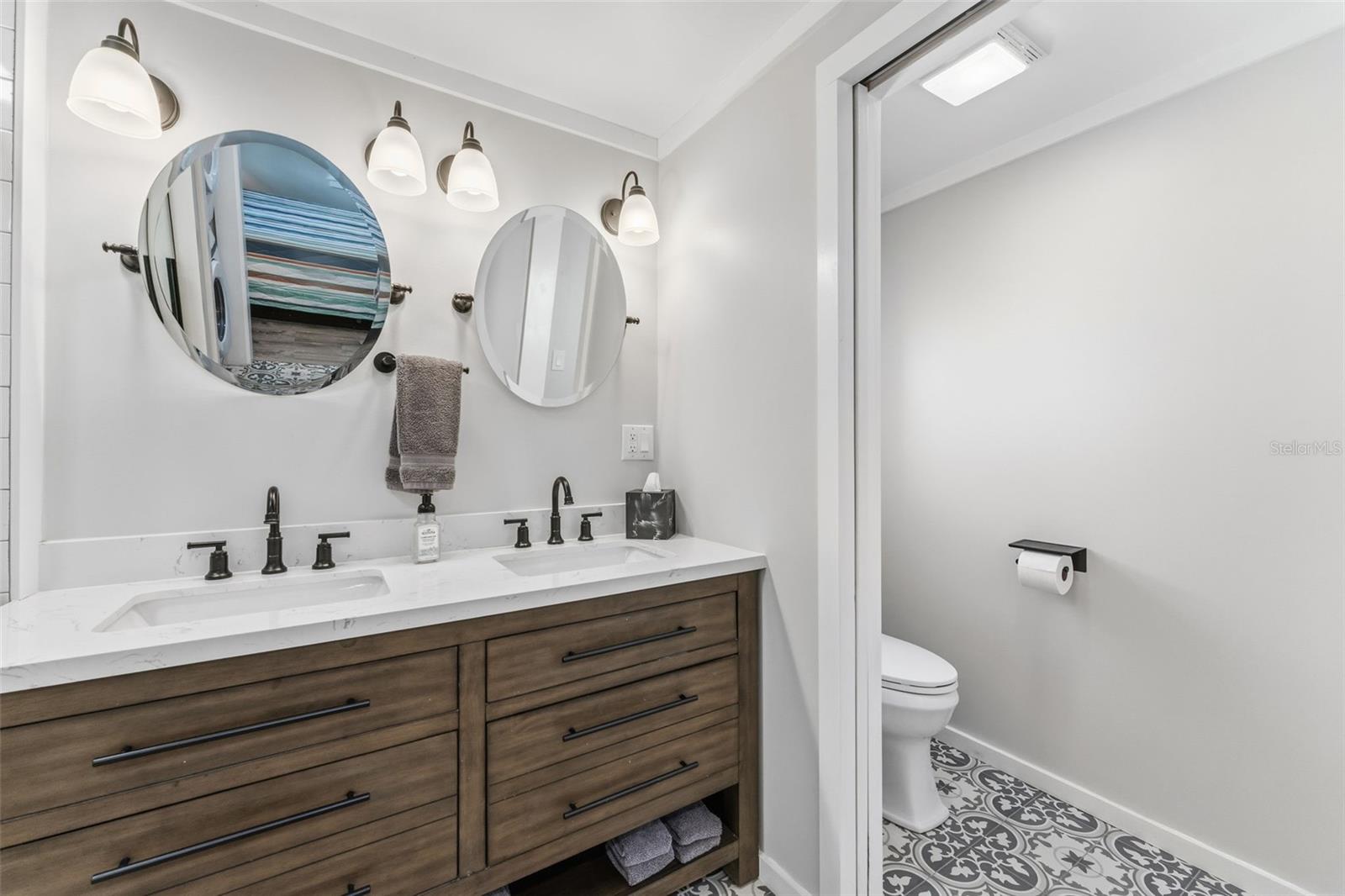 Image 40 of 86 For 107 Tortola Way