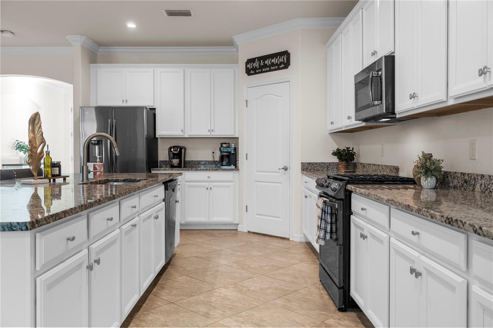 Image 12 of 93 For 17604 Canopy Court