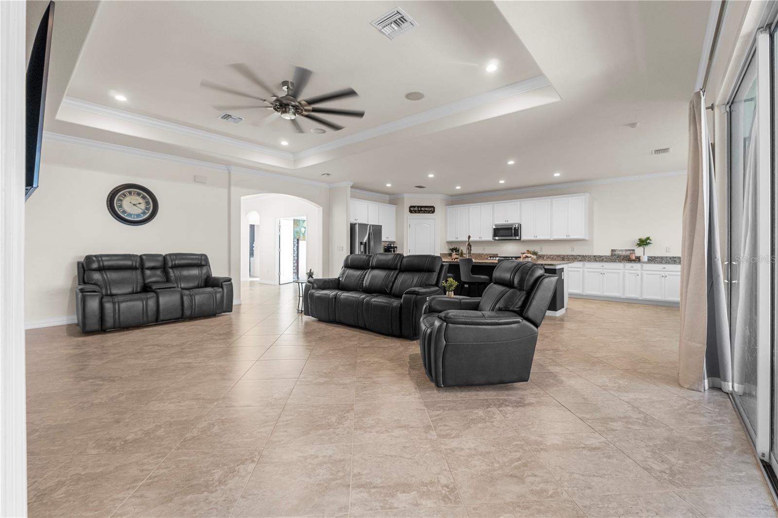 Image 24 of 93 For 17604 Canopy Court