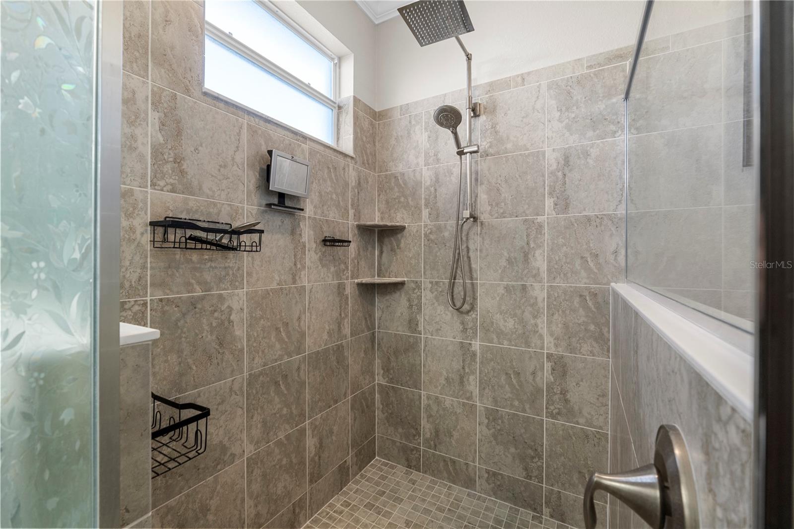 Image 30 of 93 For 17604 Canopy Court