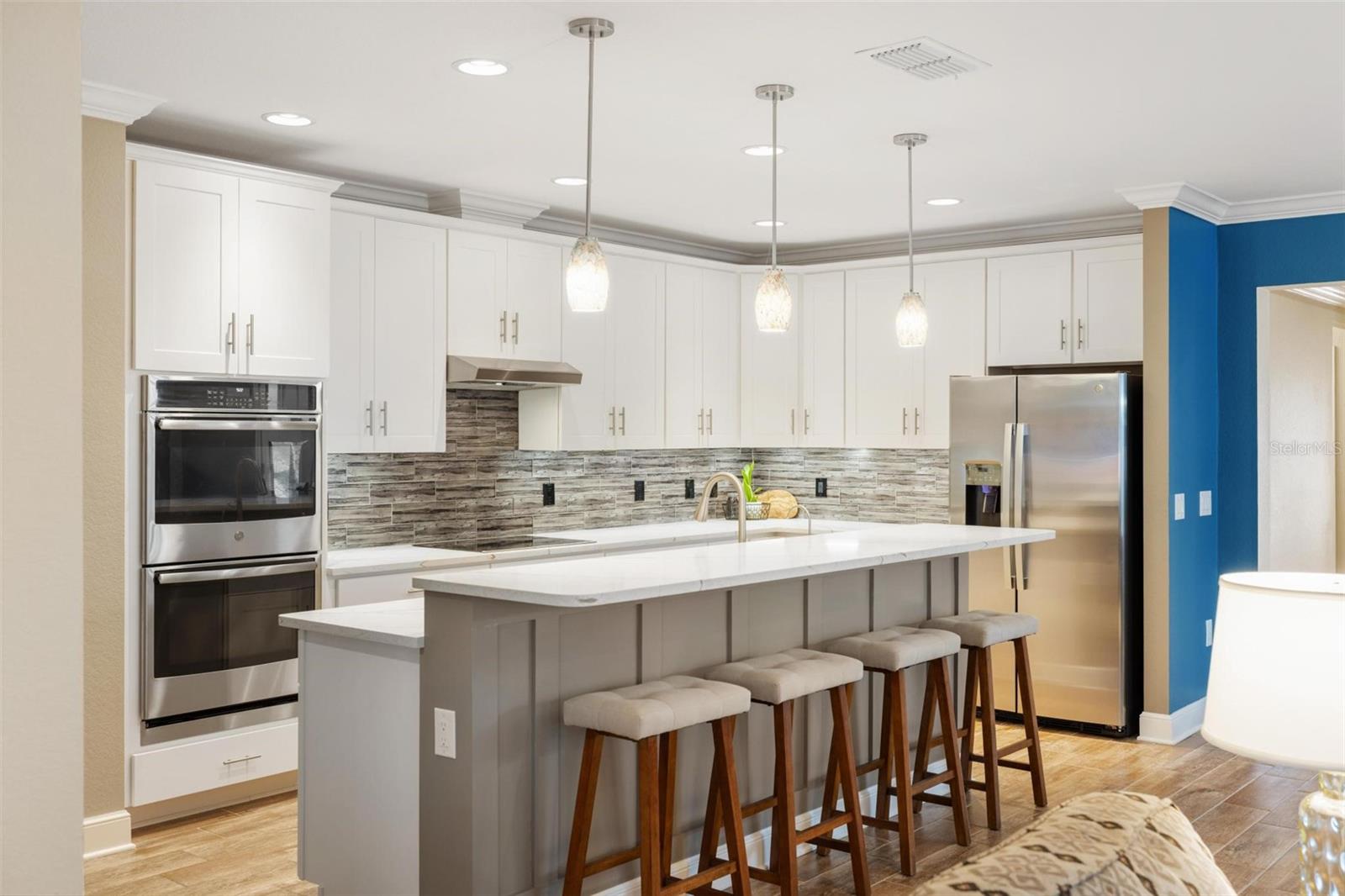 Image 28 of 66 For 2145 Apian Way