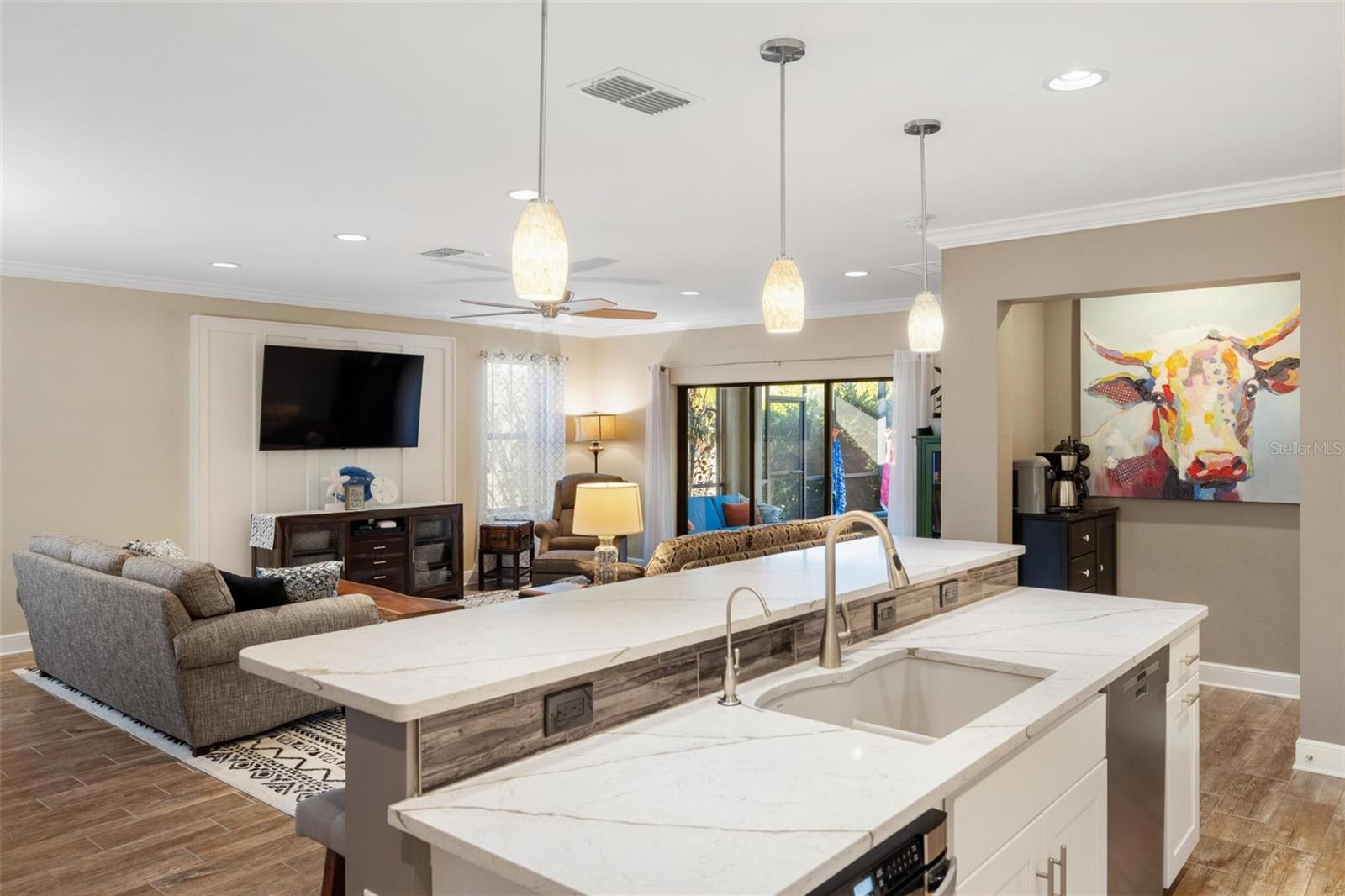 Image 33 of 66 For 2145 Apian Way