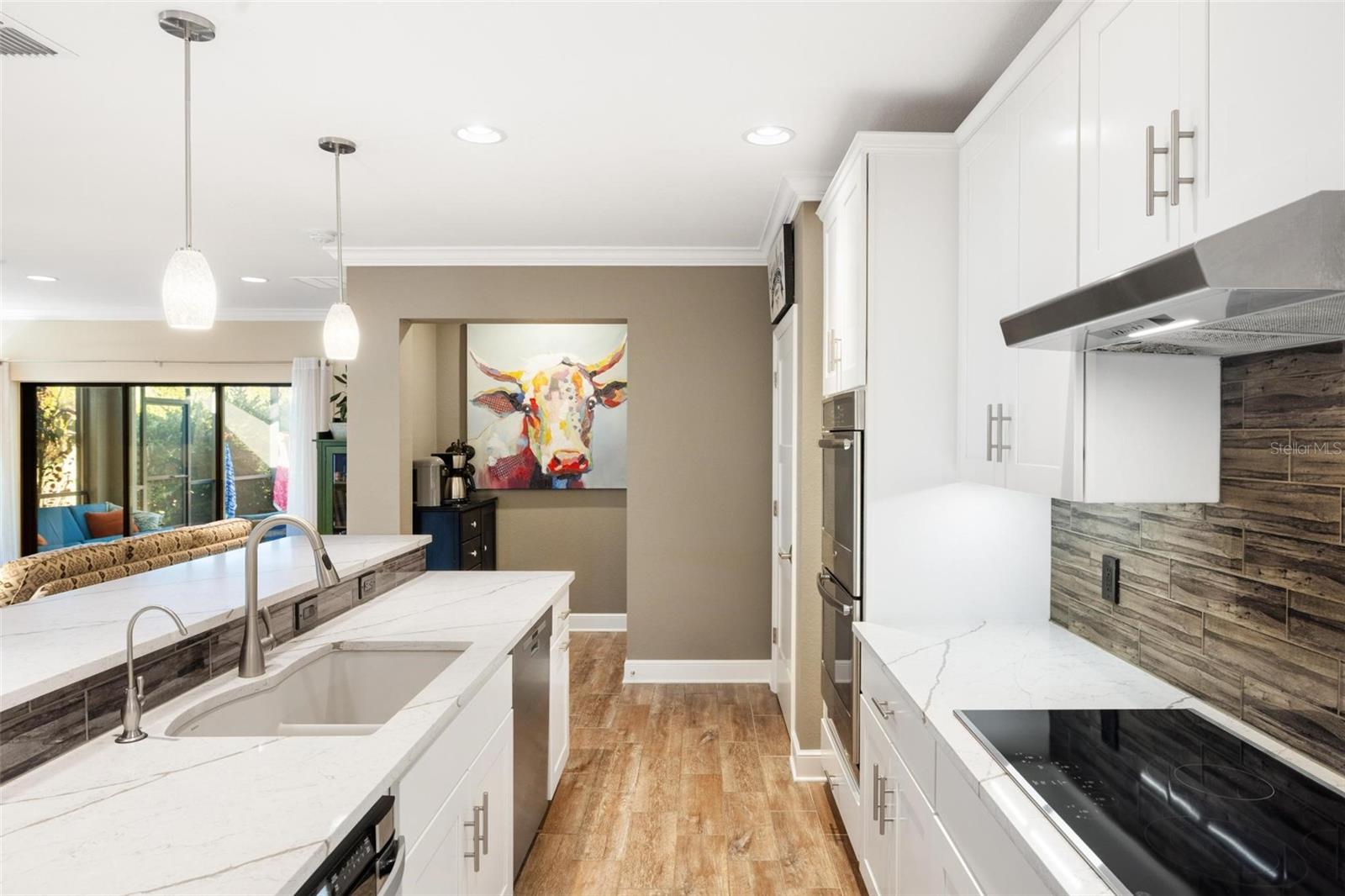 Image 34 of 66 For 2145 Apian Way