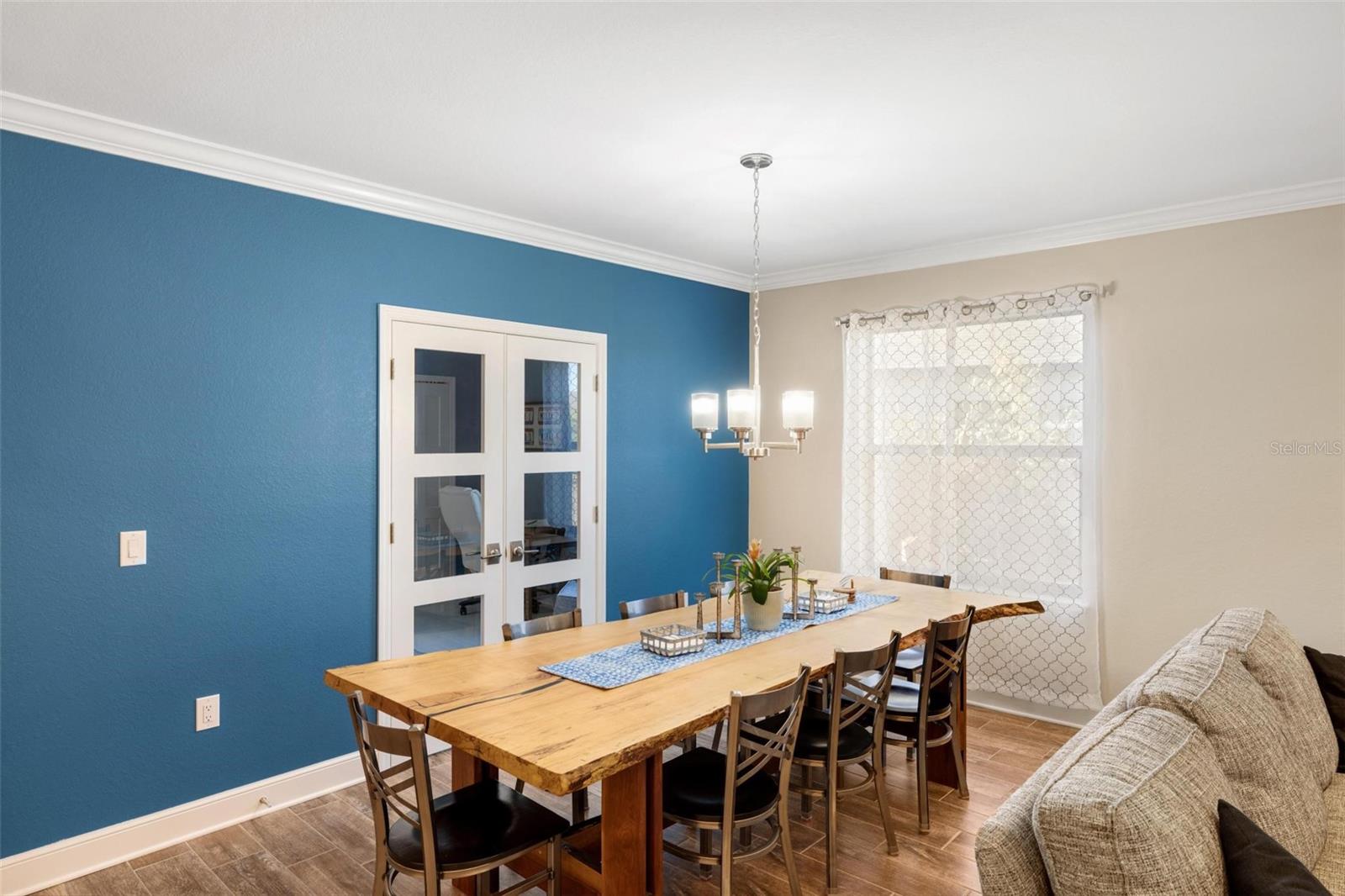 Image 35 of 66 For 2145 Apian Way