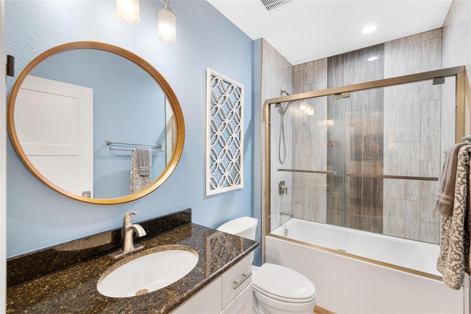 Image 47 of 66 For 2145 Apian Way