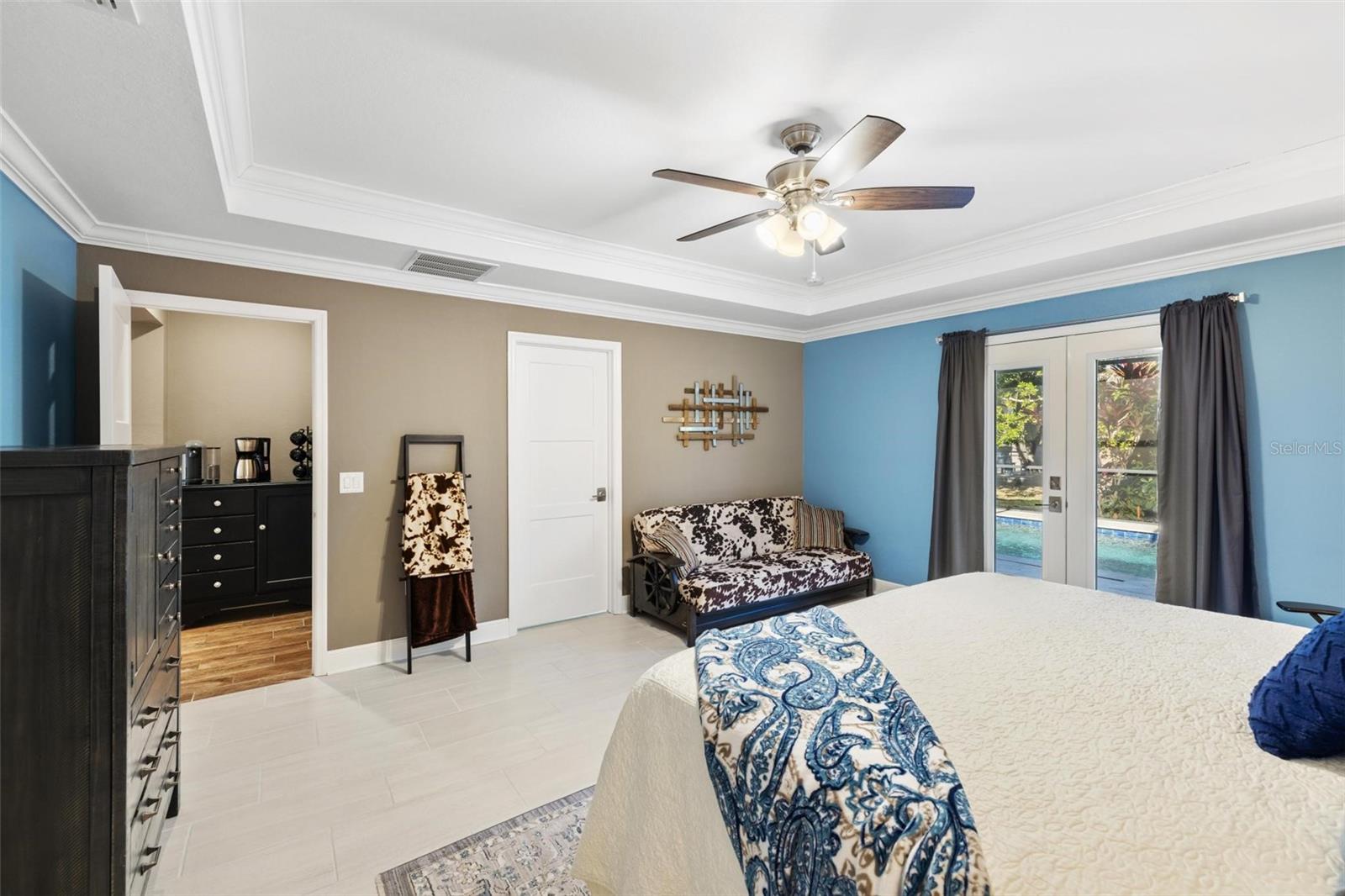 Image 50 of 66 For 2145 Apian Way