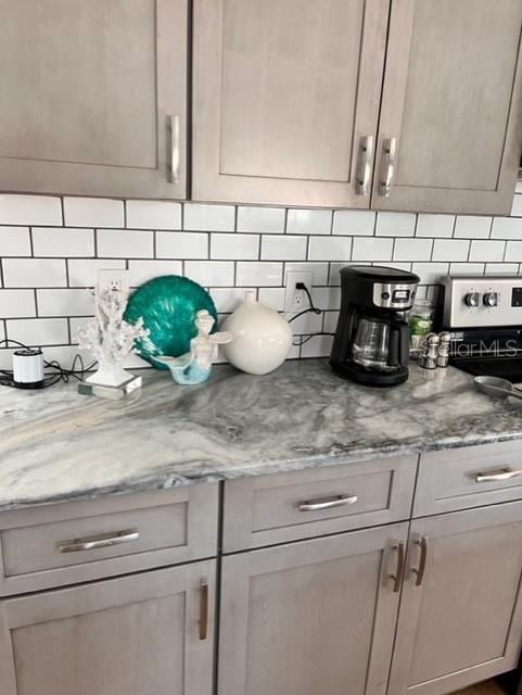 Image 12 of 46 For 22497 Glen Avenue