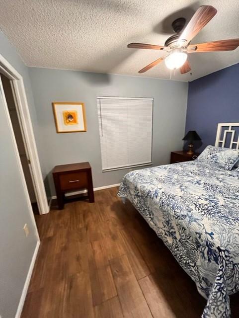 Image 26 of 46 For 22497 Glen Avenue