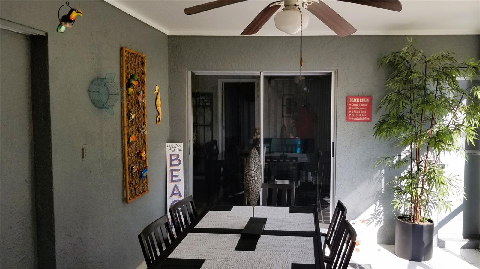 Image 28 of 46 For 22497 Glen Avenue