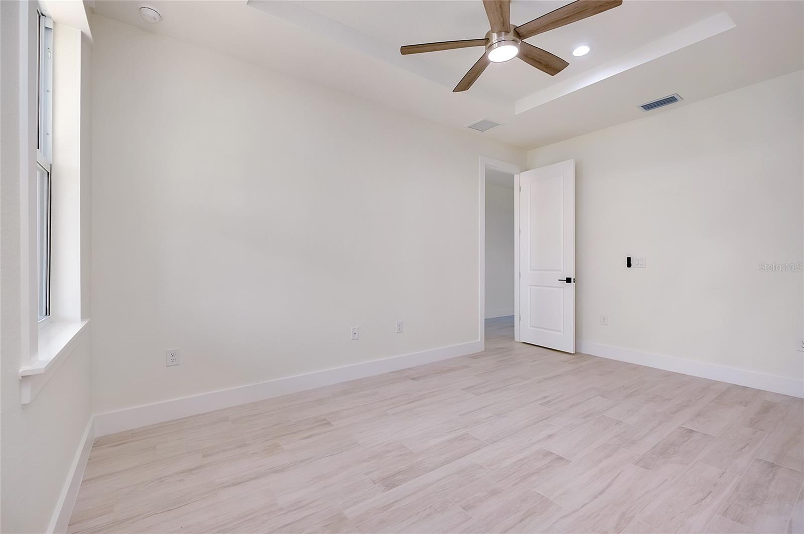 Listing photo id 27 for 338 San Marie Drive