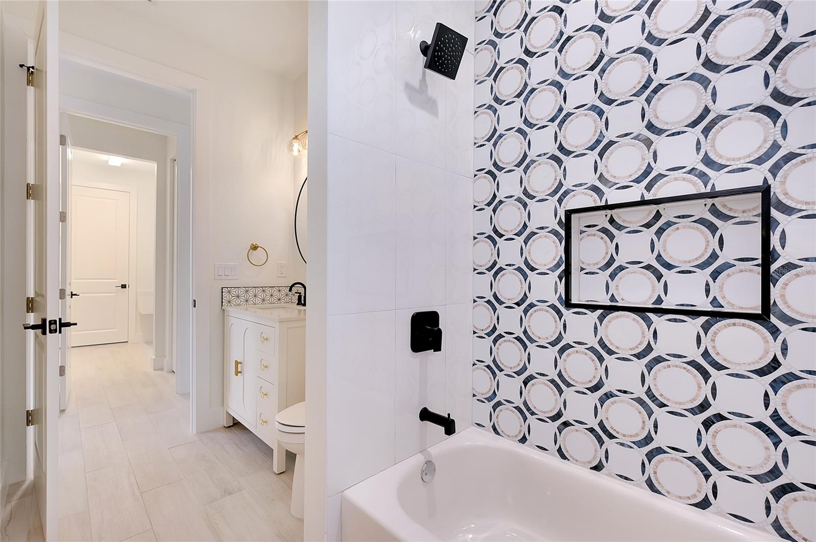 Listing photo id 35 for 338 San Marie Drive