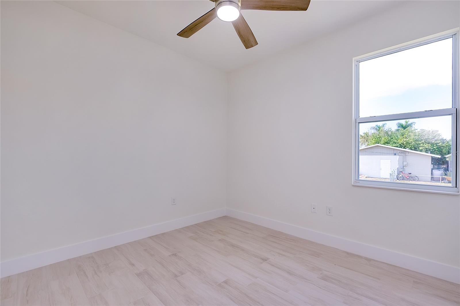 Listing photo id 40 for 338 San Marie Drive