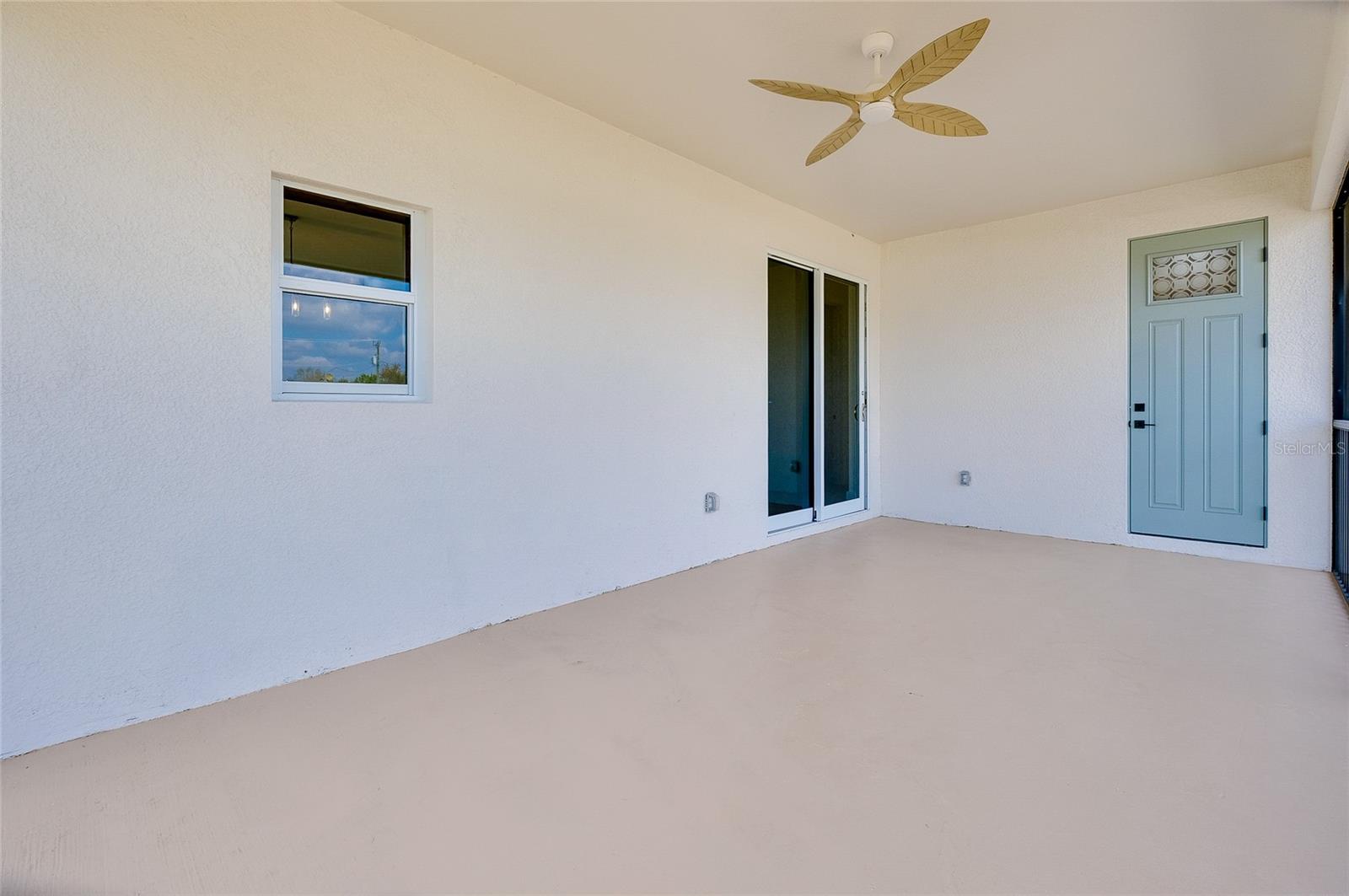 Listing photo id 50 for 338 San Marie Drive