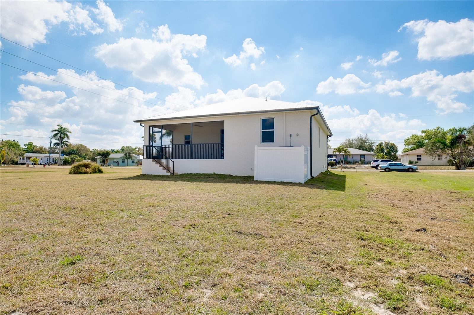 Listing photo id 54 for 338 San Marie Drive