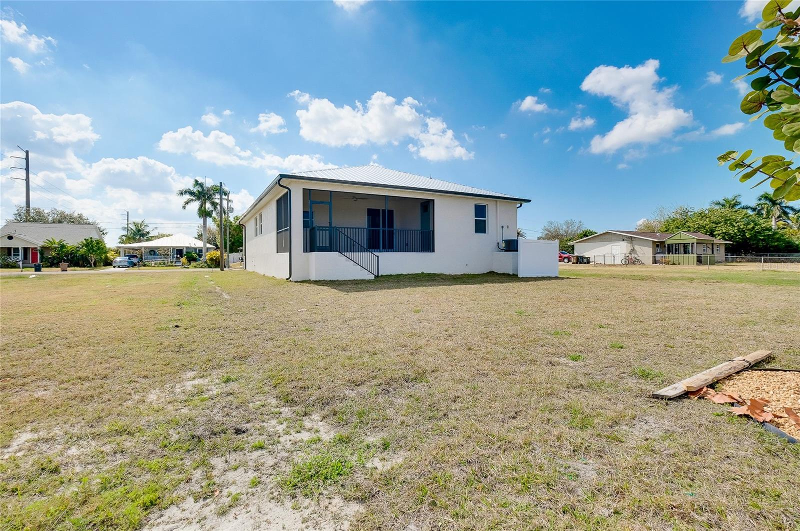 Listing photo id 56 for 338 San Marie Drive