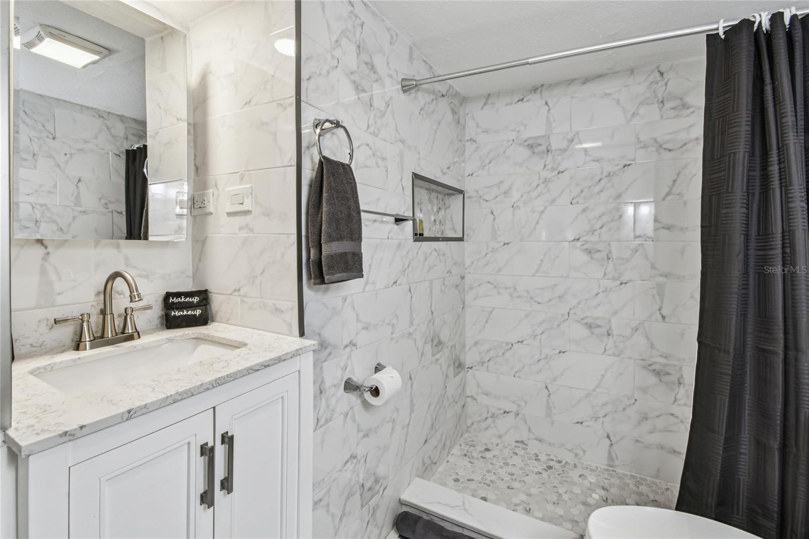 Image 14 of 34 For 3502 Lincoln Avenue