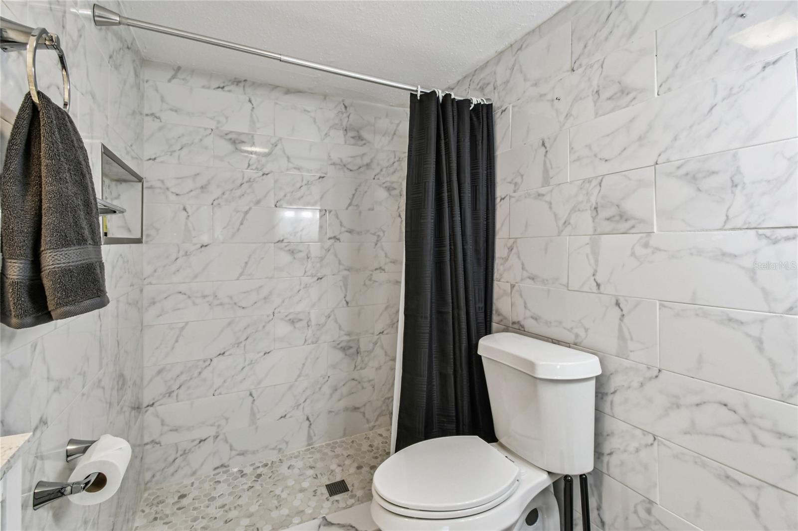 Image 15 of 34 For 3502 Lincoln Avenue