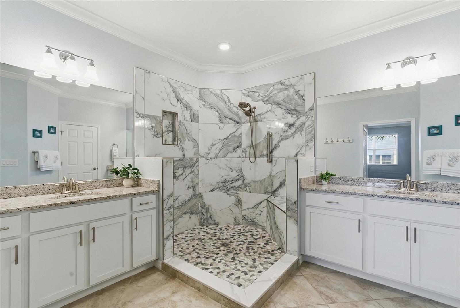 Image 22 of 68 For 14017 Black Beauty Drive 322