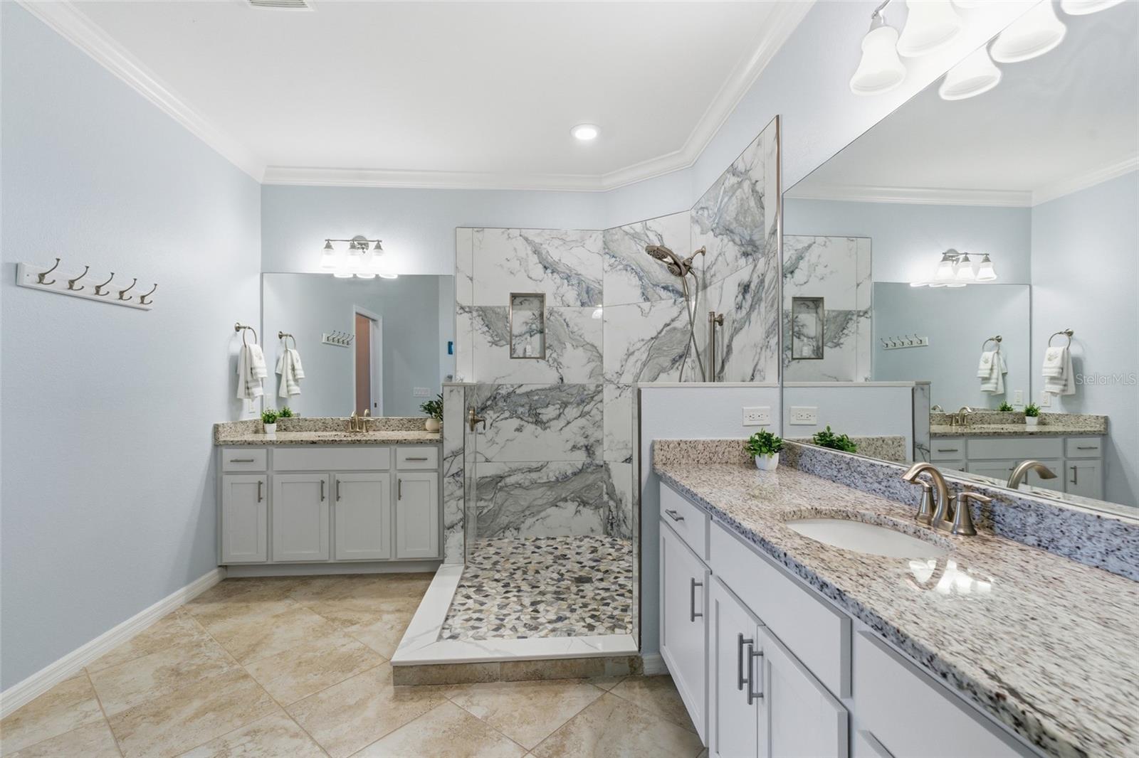 Image 23 of 68 For 14017 Black Beauty Drive 322